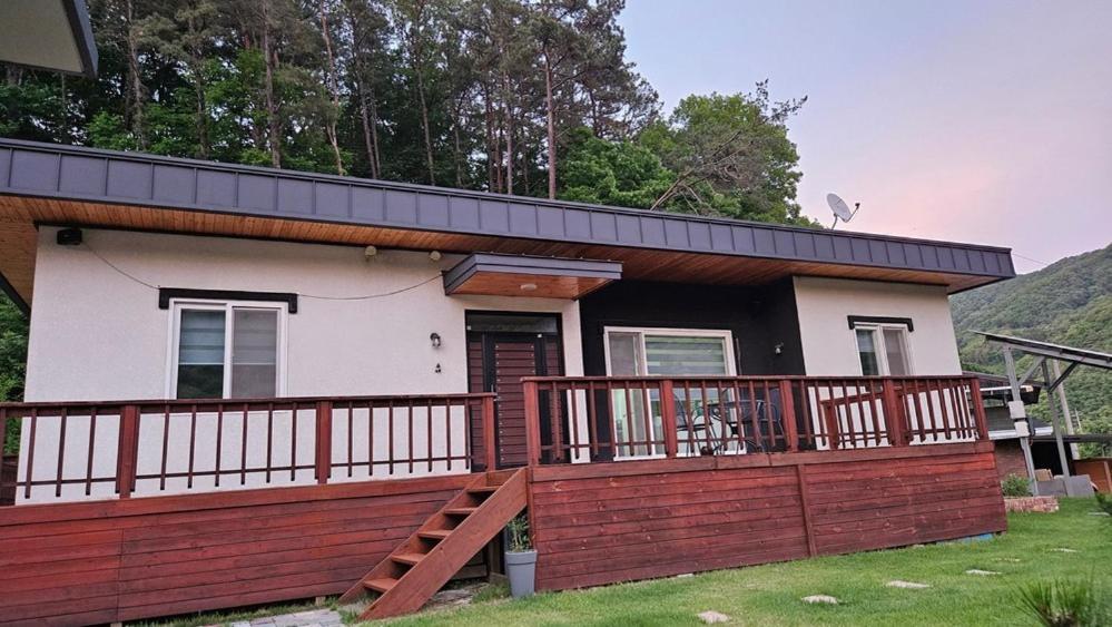 Hongcheon Habori Private Pension Екстериор снимка